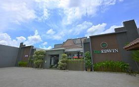 The Edwin Syariah